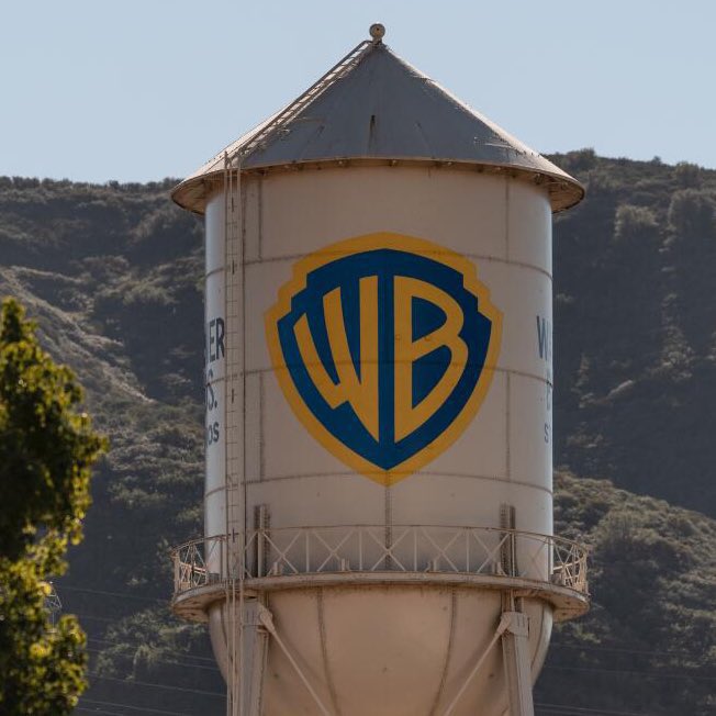 PopCrave's tweet photo. Paramount reaches a settlement with the 12 states suing over its Warner Bros. merger and can move forward with the deal.

An official announcement is expected later today.

🔗: https://t.co/SXaOXQFGvv https://t.co/VOfR0gHbz7