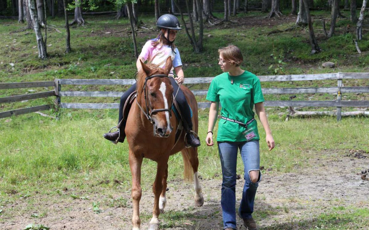 FrenchWoods's tweet photo. Summer Rewind 🔄

If you love animals and have ever been interested in learning how to ride and look after your own horse... well, you should come up to Horseback at French Woods.

This is one of the most beloved places on camp, with some beautiful horses ready to meet our campers.

Here are some shots from Horseback on Visiting Day in Session One. 🐴
