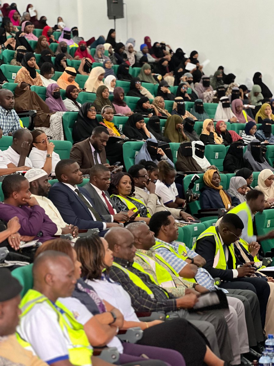 UmmaUniversity's tweet photo. Today, @UmmaUniversity was proud to partner with the @EACCKenya  and @KLIF_Kenya for an impactful engagement centred on ethics, integrity, accountability and responsible citizenship.

The event brought together students, staff and key stakeholders for meaningful conversations on the role each of us plays in promoting integrity and building a just and accountable society.

When institutions come together, conversations become action and partnerships become a force for positive change. 🇰🇪

#ummaUniversity #eacc #klif #eacccampusEdition #Integrity #Accountability