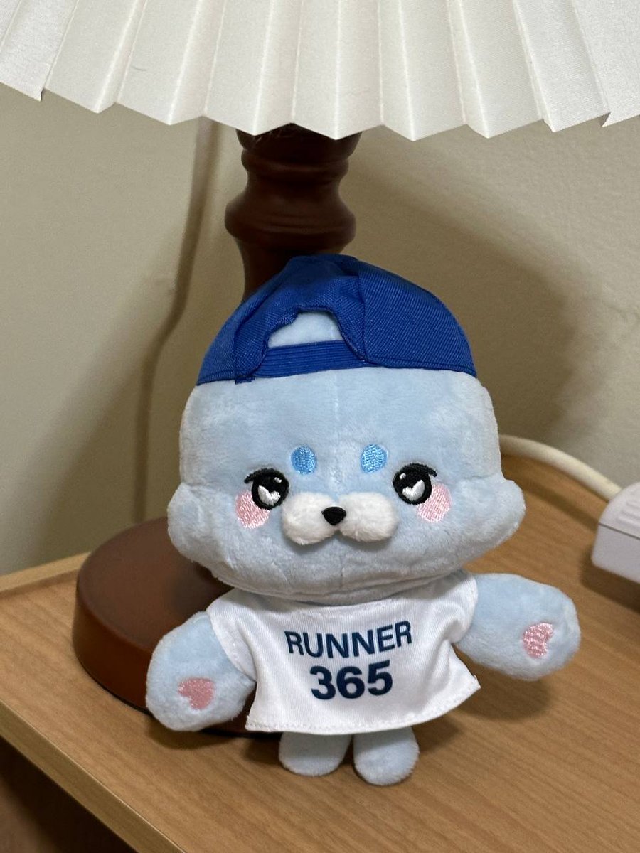 remineing_326a's tweet photo. 밍이 패션쇼 타래 https://t.co/EpbQaVxxYw