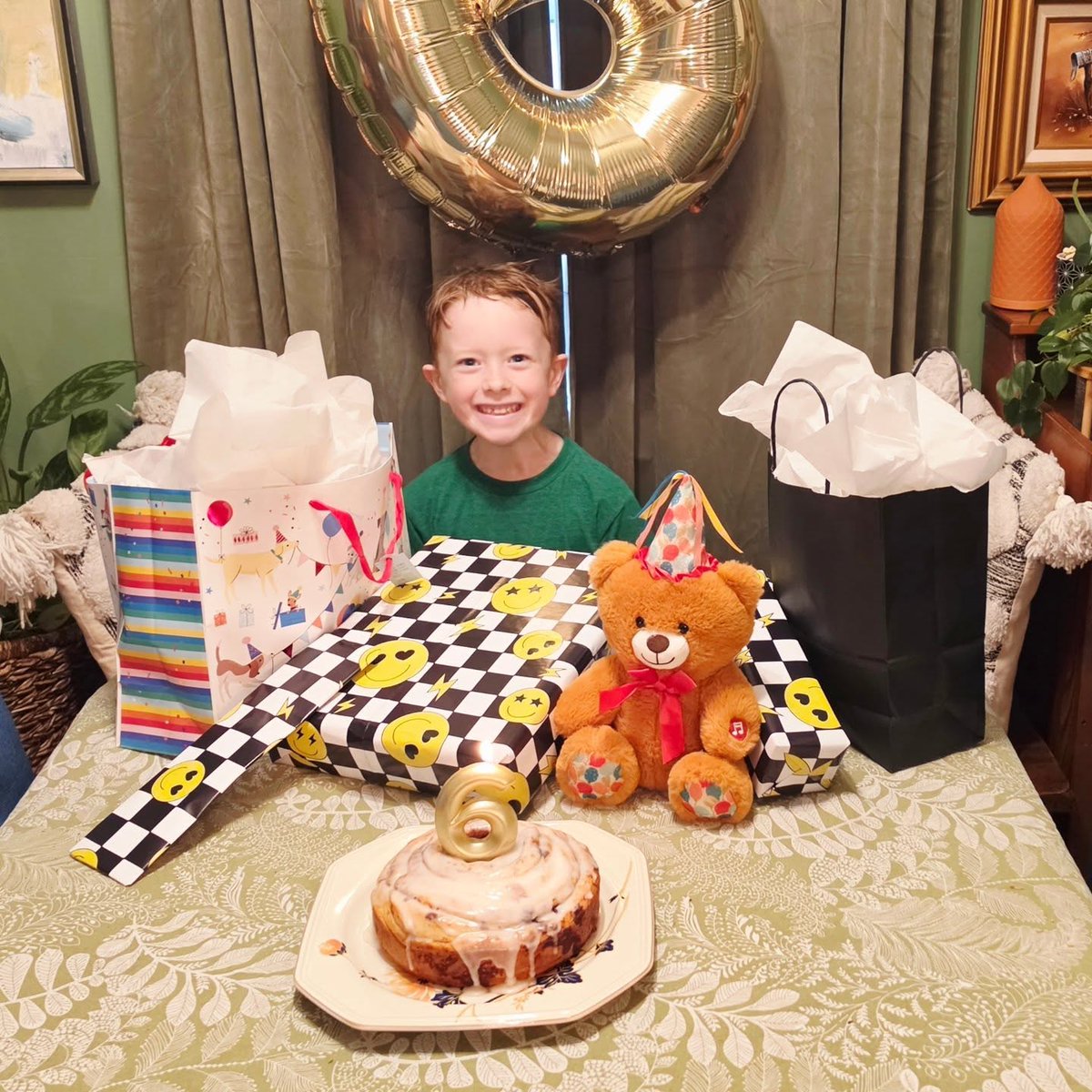 alemaomj's tweet photo. He’s 6 today! Giant cinnamon roll this morning, ice cream cake tonight. Mylo is curious, energetic, kind, and brings so much balance to our world. Happy birthday, little one! https://t.co/zXQkB8zT08