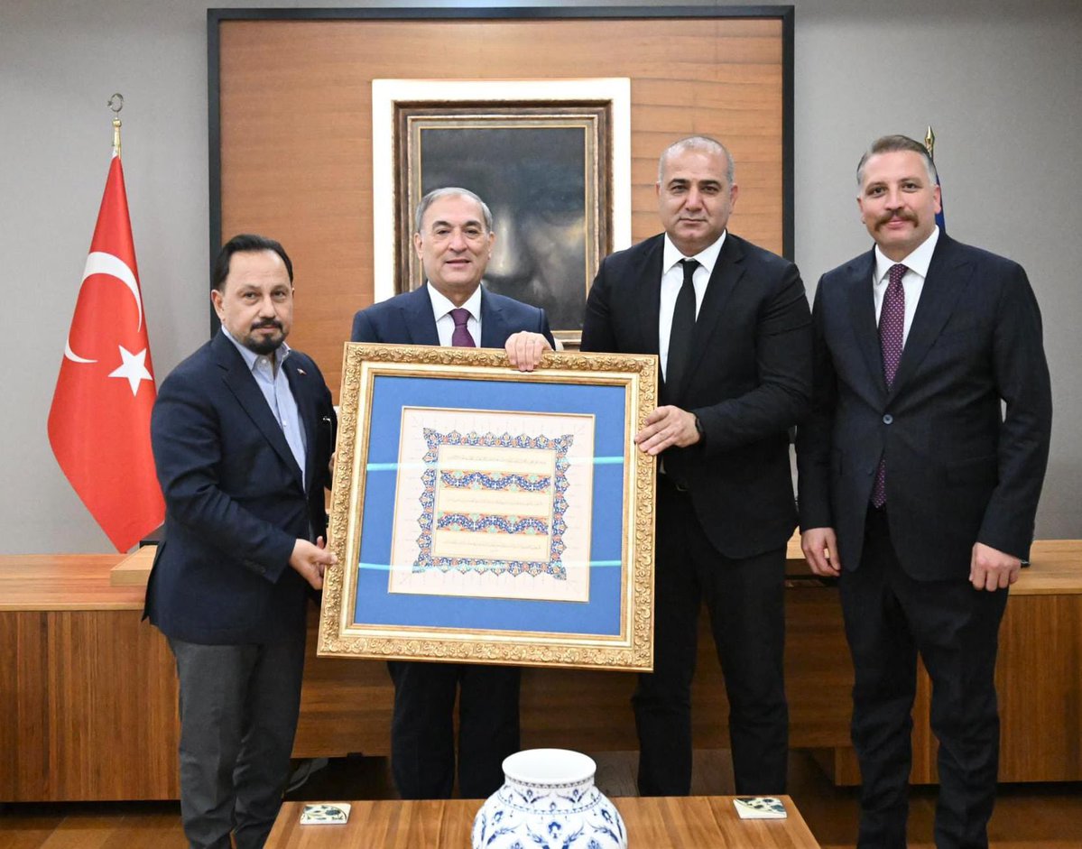 CemTutsoy's tweet photo. 📍 Alparslan Türkeş Bilim ve Teknoloji Üniversitesi

MHP Adana İl Başkanımız Hakan Yıldırım, Sarıçam Belediye Başkanımız Av. Bilal Uludağ, MHP Sarıçam İlçe Başkanımız Eyüp Akbulut, MHP İl Yönetim Kurulu Üyelerimiz ile birlikte, Alparslan Türkeş Bilim ve Teknoloji Üniversitesi Rektörümüz Prof. Dr. Adnan Sözen’i ziyaret ettik.

Ziyaret kapsamında üniversitemizin çalışmaları ile Adana’mızın eğitim, bilim ve teknoloji alanındaki gelişimi üzerine karşılıklı istişarelerde bulunduk.

Nazik ev sahipliği ve samimi sohbetleri için Sayın Rektörümüze teşekkür ediyor, çalışmalarında başarılar diliyoruz. 🇹🇷