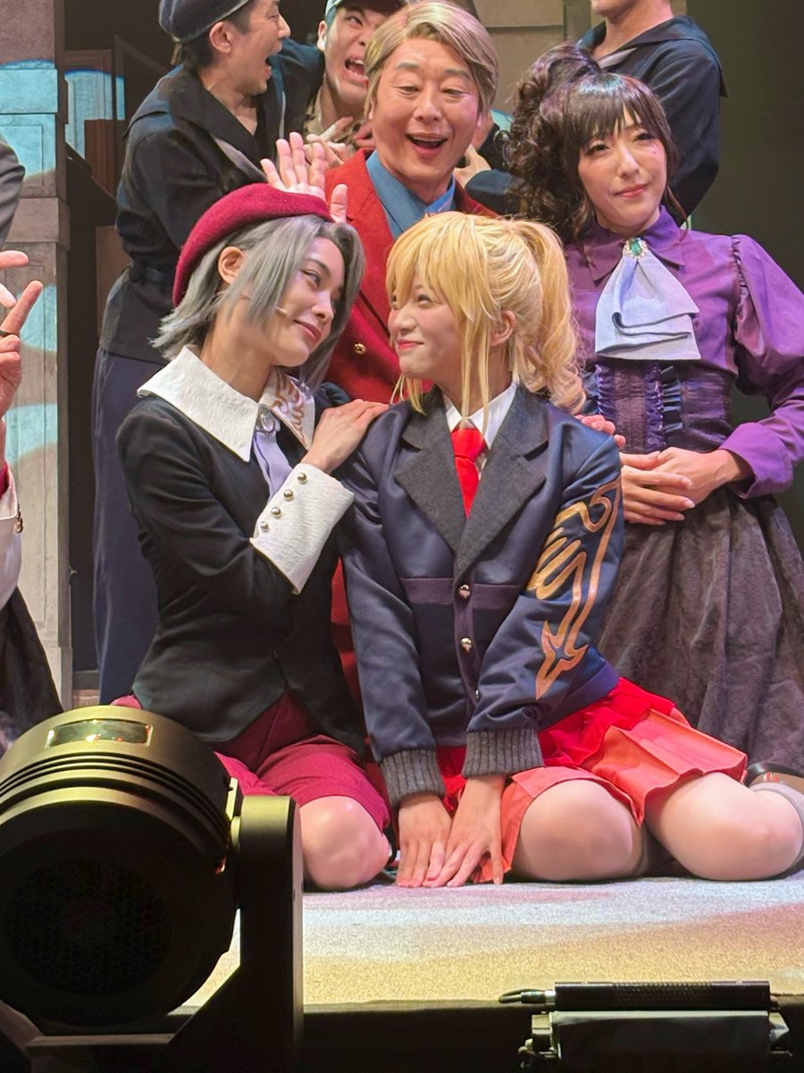 y___letter_'s tweet photo. 奇跡的に観劇できて席座ったら2列目が実質最前で撮影会は目の前にカノジェシで〜〜😭嘉音くんの眼差し…恋…………  #うみステ https://t.co/BtiS1qBgpr