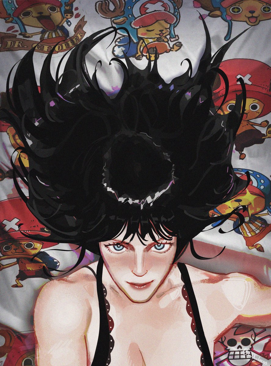 L3x_lucius17's tweet photo. Robin on chopper bedsheet #onepiece https://t.co/sfGu3vyteF