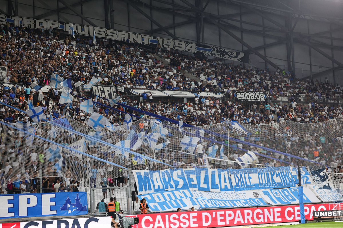 ActuFoot_'s tweet photo. 🚨 UN DOSSIER DISCIPLINAIRE A ÉTÉ OUVERT POUR DES CHANTS HOMOPHOBES LORS D’OM-PSG ! ⚖️

🗞️ @RMCsport https://t.co/RQSDyUrSGl