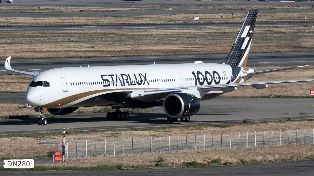 dn280's tweet photo. Starlux A350-1041 msn 815 F-WZFG / B-58556

SJX/06 - taxi test
21.09.2026 https://t.co/y9txoopwUy