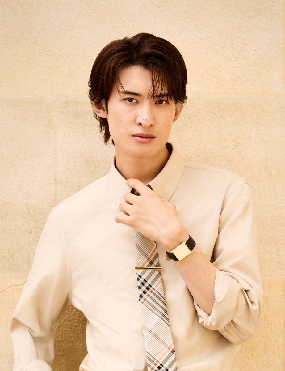 TVGweb's tweet photo. 「Snow Man 向井康二の
ぼちぼちアフタヌーン」
10/4スタート📻

㊗自身初の単独ラジオが決定
念願のレギュラー番組に意気込み💪🏻
「ぼちぼち聴いていってください！」

向井の素顔に迫る企画が満載🧡
日曜の午後にふさわしい
アットホームな番組に

https://t.co/w6xbASGLLO

#こじぼち https://t.co/RO0PDFHjWB