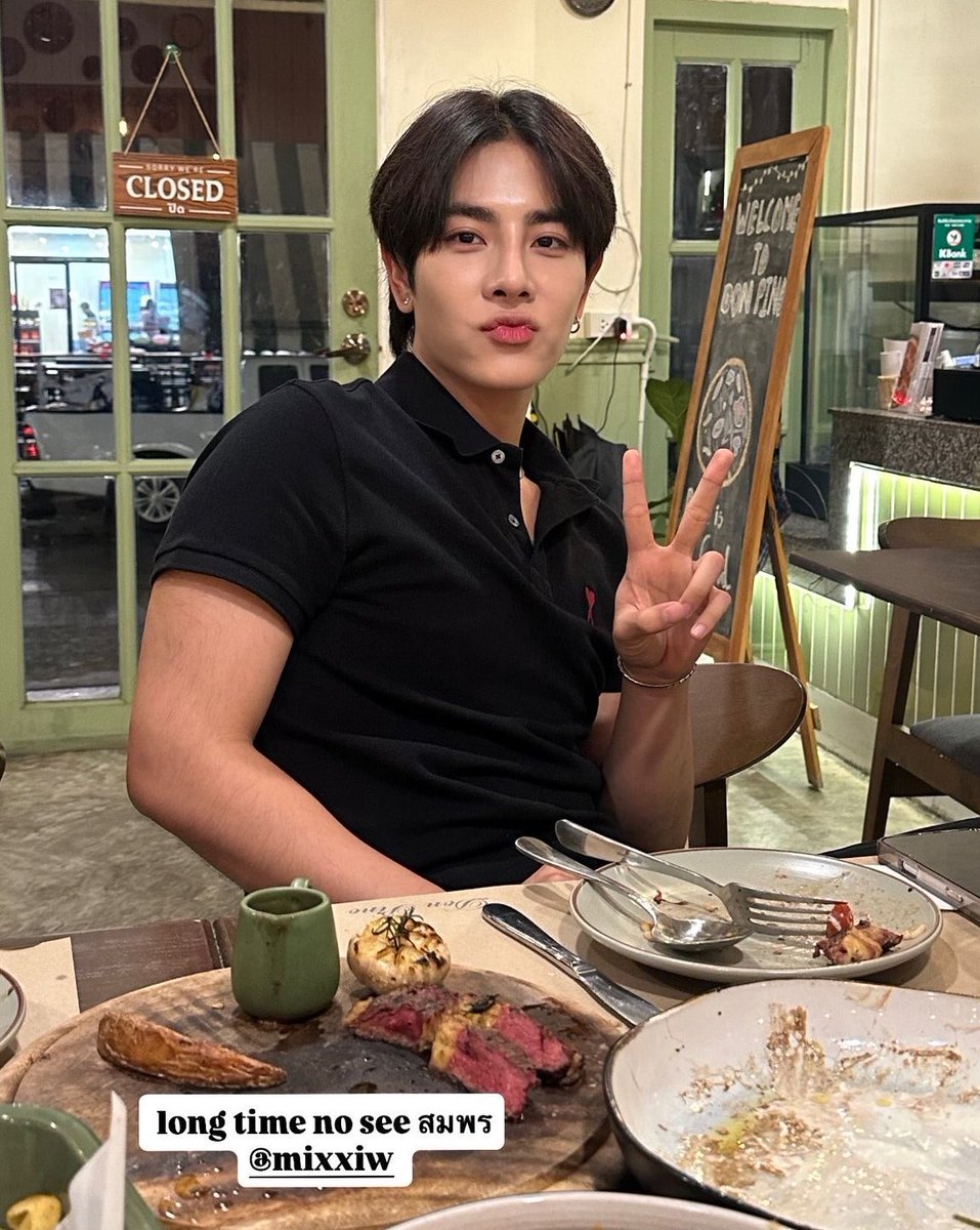 sixteenth26_'s tweet photo. นี่ขนาดไม่มีรถนะเนี่ย https://t.co/vk05yCs4le