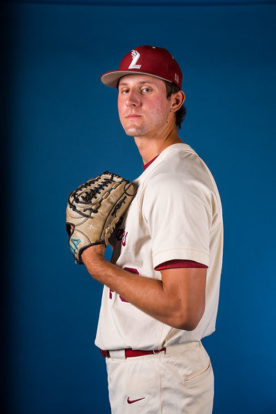 LeeUBaseball's tweet photo. We are back with our first edition of this fall’s plus/minus and QUAB winners. Evan Bloomer picked up right where he left off last spring to win the plus/minus and Theo Ostrowski had a strong start to the fall at the plate winning the QUAB challenge. Congrats to both. #FiredUp https://t.co/OTJZqBtC4I