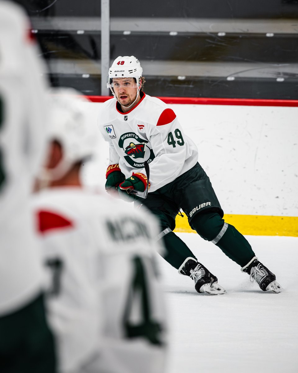 mnwild's tweet photo. monday morning 🏒 https://t.co/uKIe25Bg3h