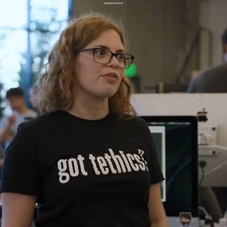 texhnogatsby's tweet photo. I'm increasingly convinced that the writers of Silicon Valley are time travellers.
How is it getting more and more accurate?
How long until people are wearing '#PacingTheFrontier' t-shirts? https://t.co/ODDkR9gtYS