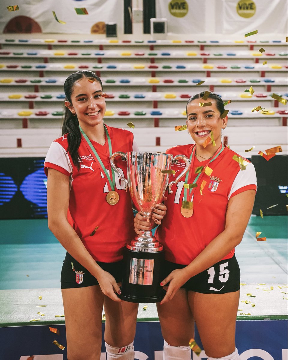 Modalidades_SCB's tweet photo. Que bem que vos fica 🤩

#VoleibolSCB https://t.co/3LvwzFJWQX