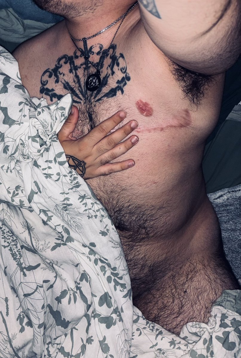 Dedennsfw's tweet photo. New to NSFW I needed a pin ! 

➛ 27
➛ french 
➛ he/him, they/them
➛ trans, pan/bi
➛ taken (mono) 
➛ love kinks wanna try more 
➛ versa, switch
➛ make photo and videos
➛ have an Unlockt link in my bio 👀
➛ mdni

↺ or ♡ to be moots ! https://t.co/nVh3Timagj