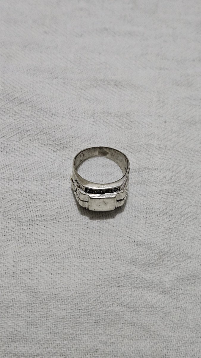 1Kulali's tweet photo. F1 6500
F2 3500
F3 3000
F4 1000 each

ALL 925 SILVER
📲0116305422 https://t.co/5zKZQ3wVWa