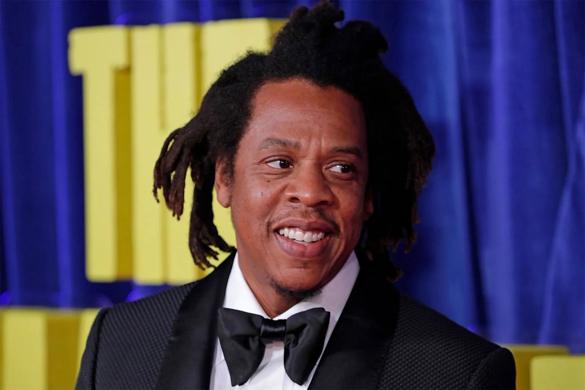 FearedBuck's tweet photo. JAY-Z and Roc Nation are reportedly struggling to secure a headliner for the 2027 Super Bowl halftime show, and JAY-Z could end up taking the stage himself.

(Via Daily Mail) https://t.co/Y45tWTCN2c