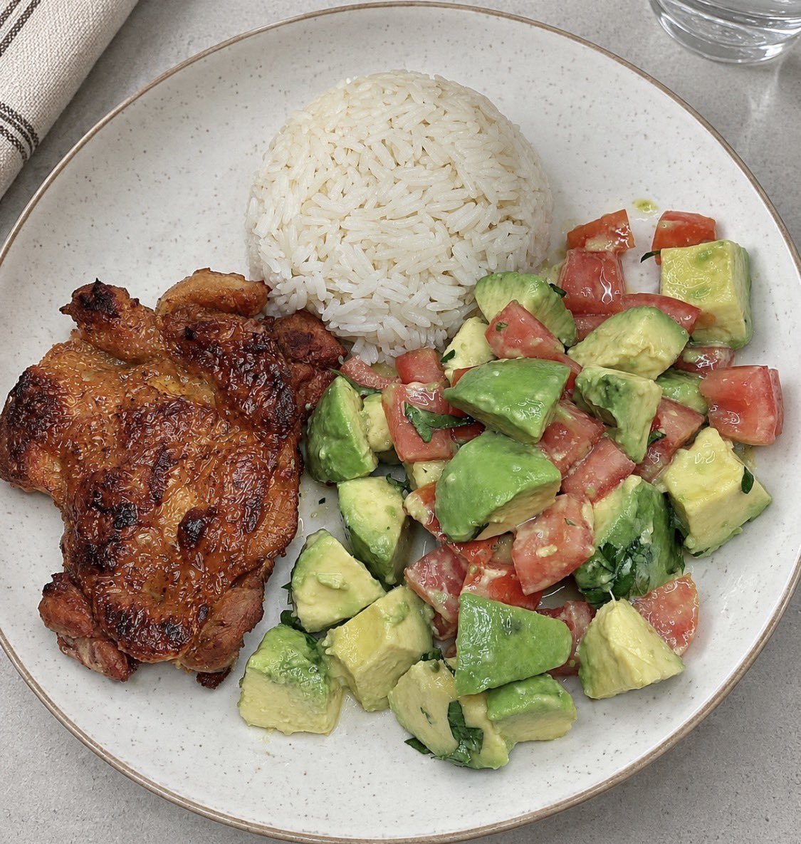 SofySerene's tweet photo. Te invitan a almorzar y este es el plato.
¿Qué dices? https://t.co/5bSB7oz7wi
