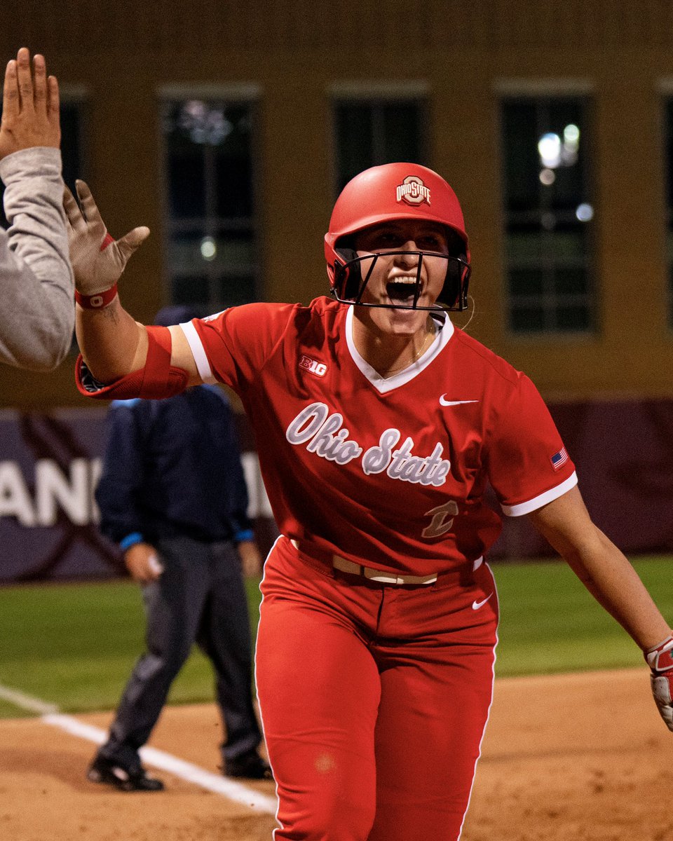 OhioStateSB's tweet photo. Mood because we play softball this week 😄 https://t.co/bAdkO7MhIl