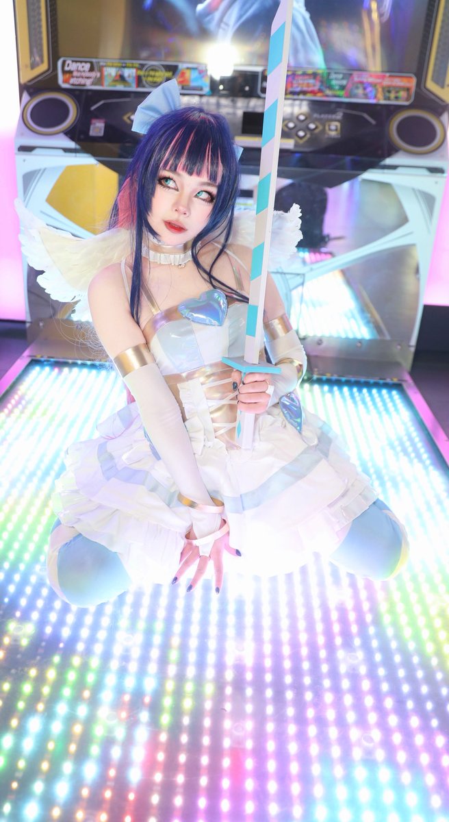SLIMEB0LLS's tweet photo. stockings cosplay :3 #pantyandstocking #cosplay #anime https://t.co/BCM1Z9uSOH