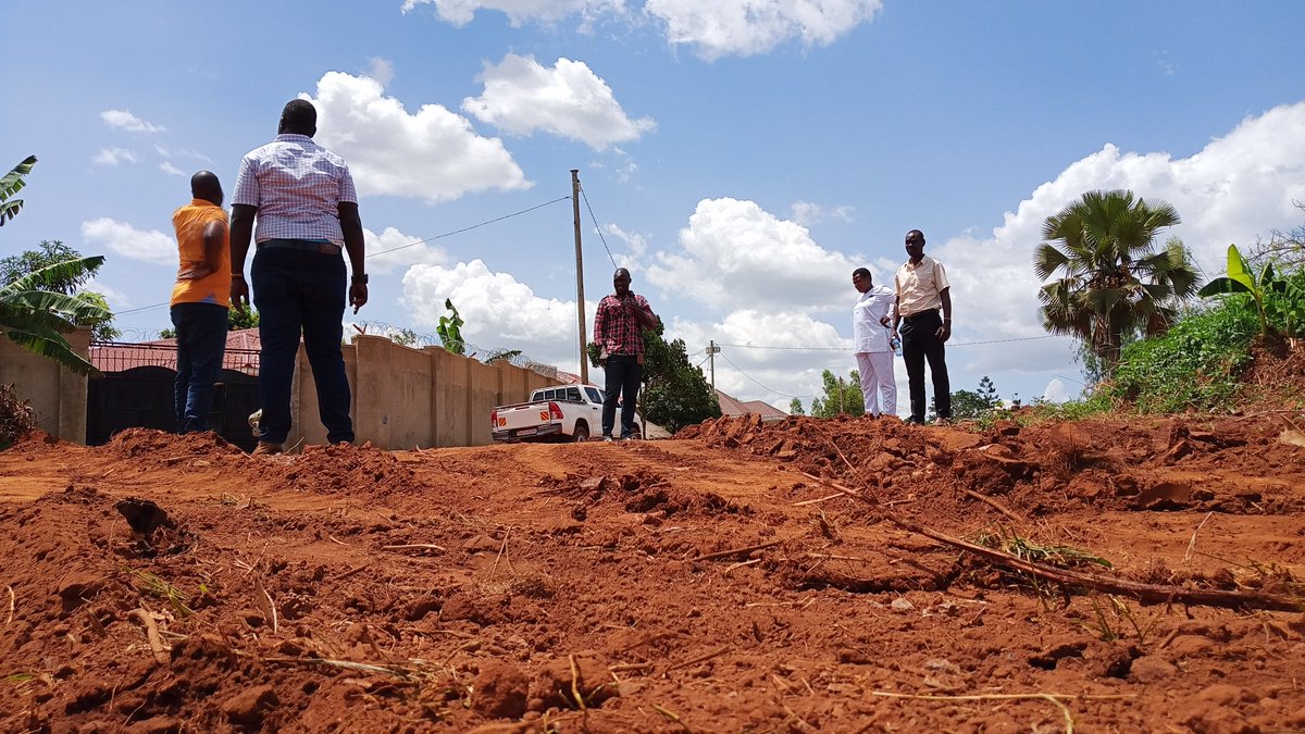 LarooPece's tweet photo. H/W @GifterAber, together with Deputy Mayor H/W @ObalimTonny, today inspected the ongoing shaping and compaction works in Pawel Ward.

The roads are steadily taking shape, creating better and smoother access for our communities. Work continues.

#LarooPeceAtWork https://t.co/zq2pR8BZYD