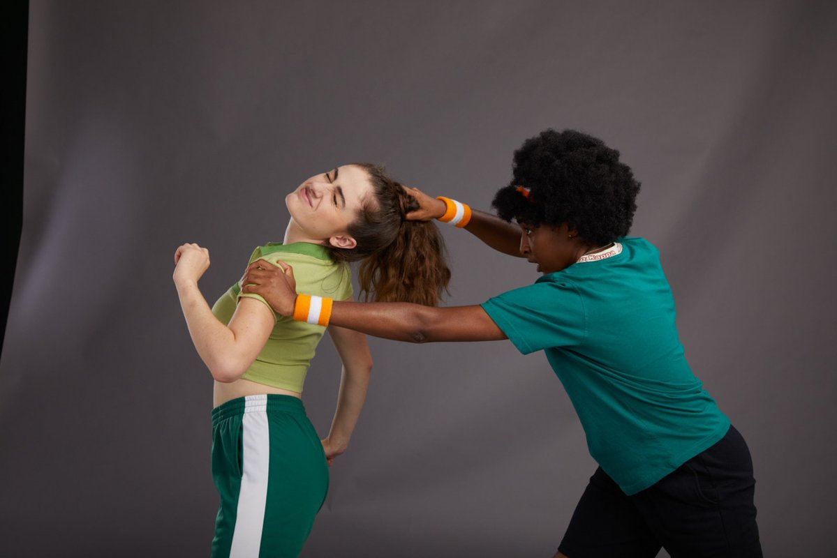 AyoESource's tweet photo. 📷"Bottoms" Promo shoots of Ayo Edebiri and Rachel Sennott. https://t.co/ZCKAX29KhR