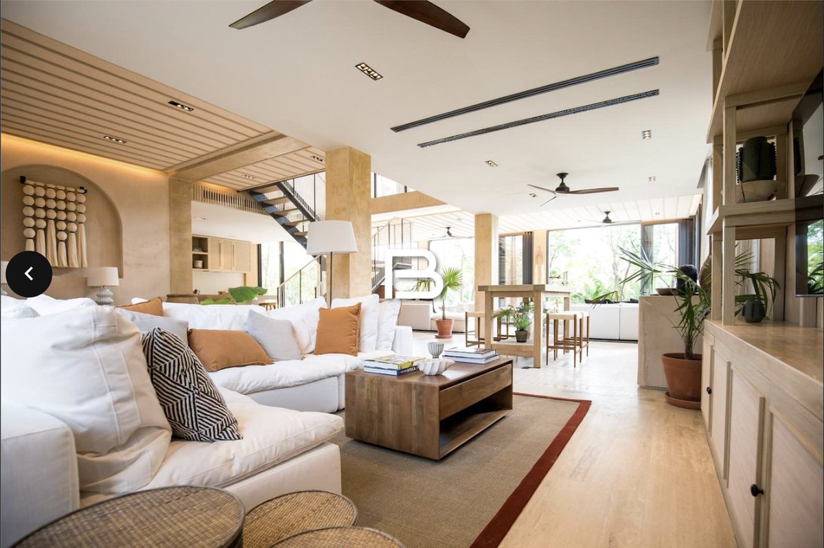 kasafinderio's tweet photo. This is what "I moved to Playa del Carmen" is supposed to look like.

Indoor-outdoor living, your own little slice of tropical green, and a pool steps from the living room.

Would you ever go back to apartment life? https://t.co/QupFNzjDti