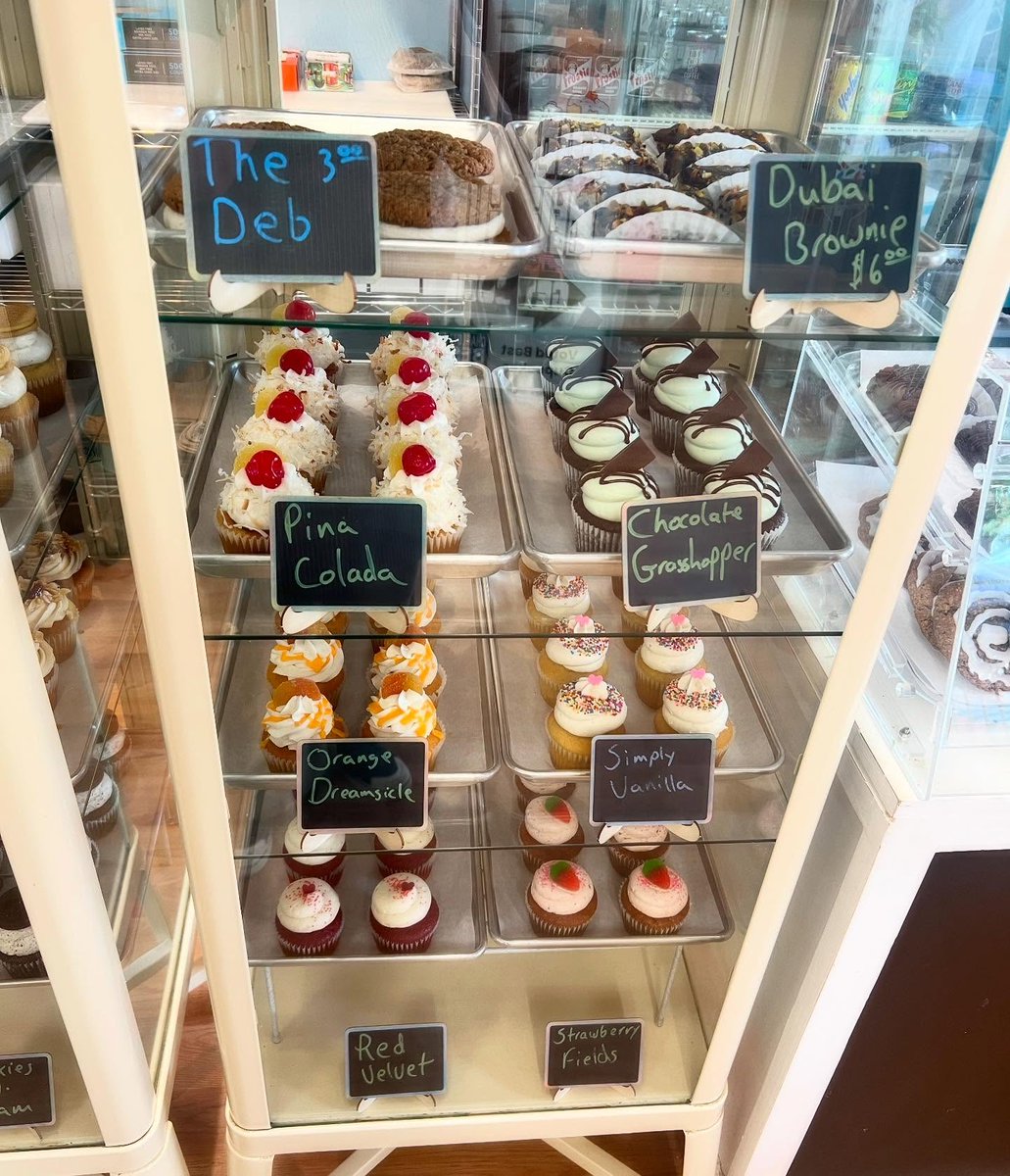 averytaylor5p1f's tweet photo. Today's menu, 11 a. m. –6 p. m. Text 704-497-0218 to reserve or arrange delivery. https://t.co/WjRjKvP7Rr