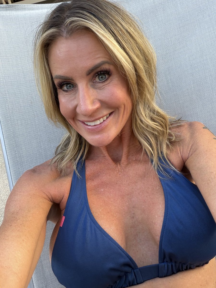 MskylieXo's tweet photo. Is age my problem??
I am 48, born in 1978 https://t.co/gEflAiKDNI