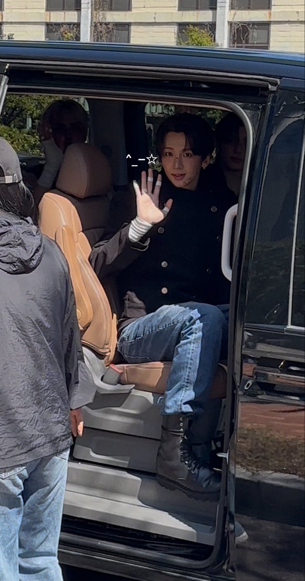 92o20508's tweet photo. 에띠메 청년들 반가워요 https://t.co/beeG78C1iV