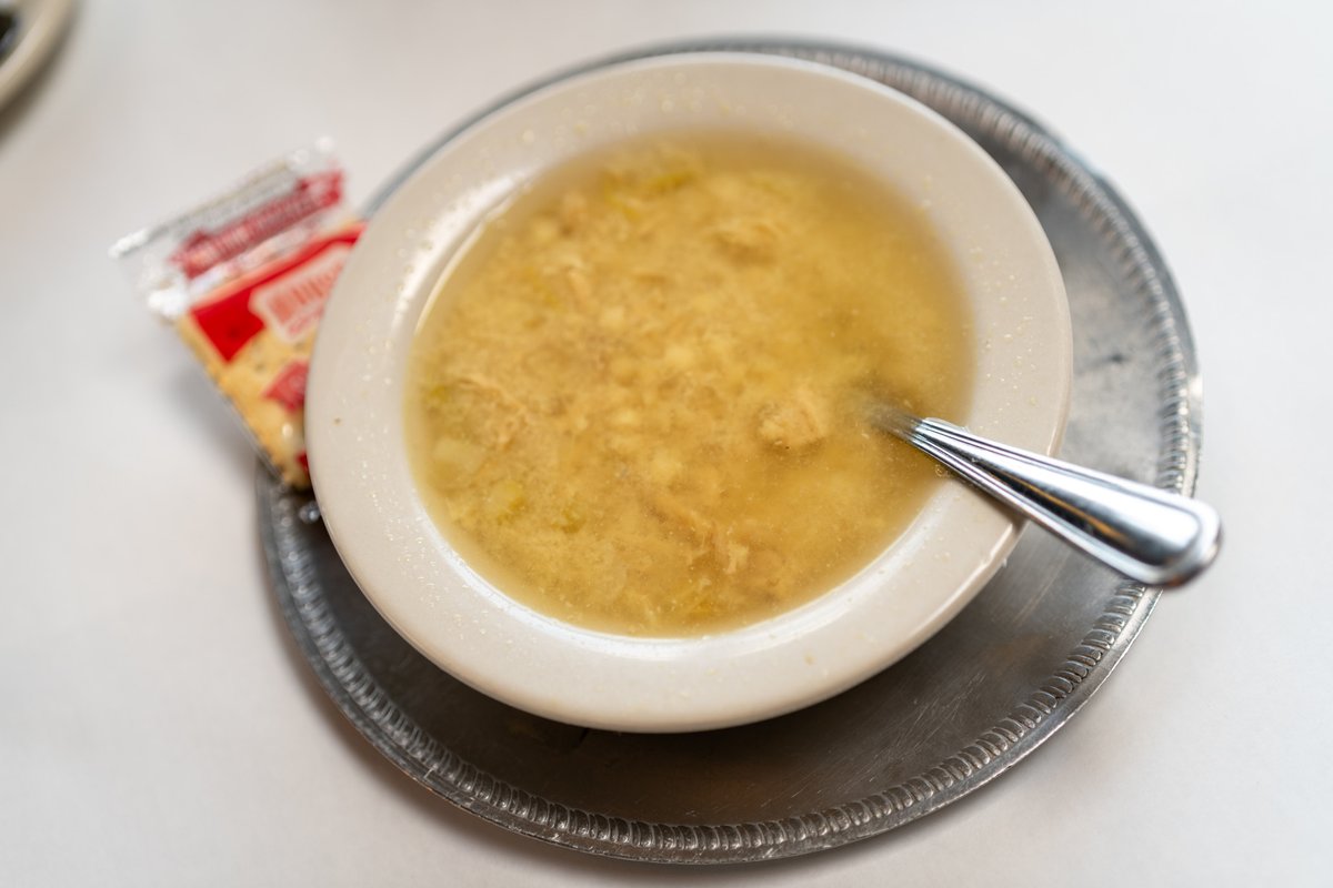 SymeonsRest's tweet photo. A bowl of comfort in every spoonful. 🥣💙

Warm up with one of our customer favorites, made fresh and served with love.

#TasteYouRemember https://t.co/USrIjkEqfL