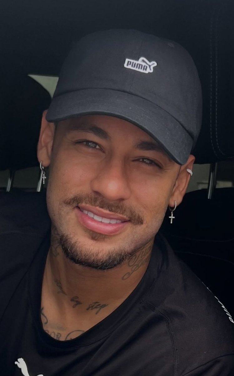 neymarpc's tweet photo. 😏🤙🏾 https://t.co/1sj28xYStI