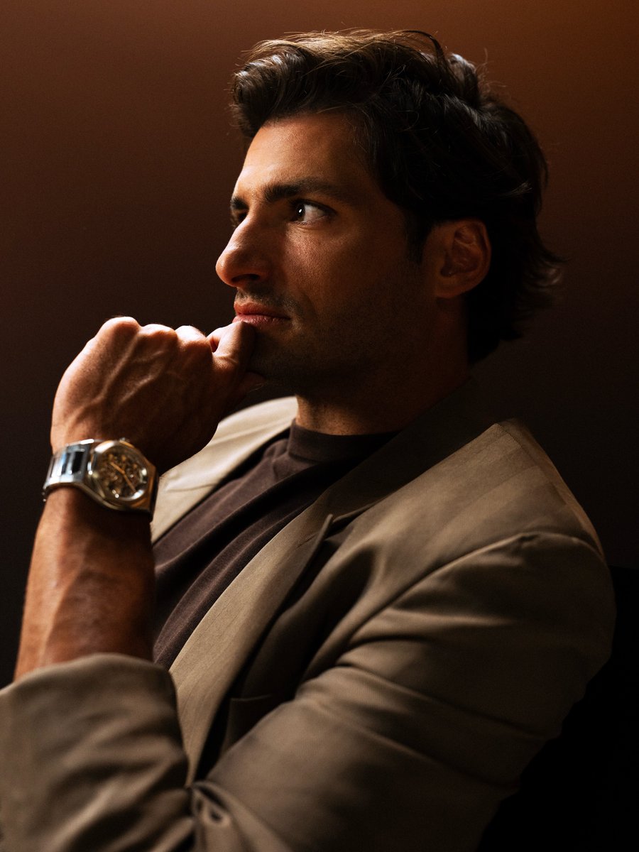 c4rlossa1nz55's tweet photo. CARLOS SAINZ THE MAN THAT YOU ARE. https://t.co/236FMd0vOb