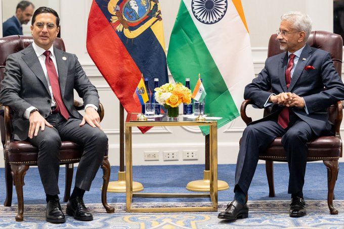 PTI_News's tweet photo. EAM S Jaishankar (@DrSJaishankar) posts, "Glad to interact with FM @robertokuryec of Ecuador #UNGA81 #UNHighLevelWeek We spoke about strengthening our economic ties, including in energy & pharmaceuticals, mobility, training of personnel, development partnership and cooperation in multilateral fora, including the @UNHumanRights
(Source: EAM S Jaishankar X account)