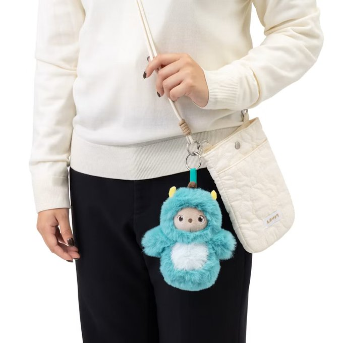 LOVOT_offical's tweet photo. ＼🎃LOVOT Mascot Charm📷／ #LOVOTハロウィン 2026 We've packed in the distinctive details of "Halloween Monsters," such as fluffy fur with horns, spikes, bow ties, and more. Attach it to your bag or pouch and enjoy a fun Halloween together with LOVOT. ➡︎https://t.co/gmQVZSGBxx https://t.co/lj1jo2XWGn