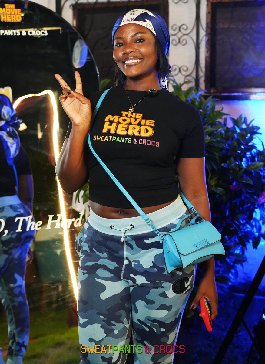 themovieherd's tweet photo. 🍿 SWEATPANTS &amp; CROCS 🎥 
🎬 Thank you for showing up and showing out! 😎 
The Herd appreciates every single one of you. 🫶🏾 Until the next one… 🎥🌳✨ https://t.co/okunJmnCSw