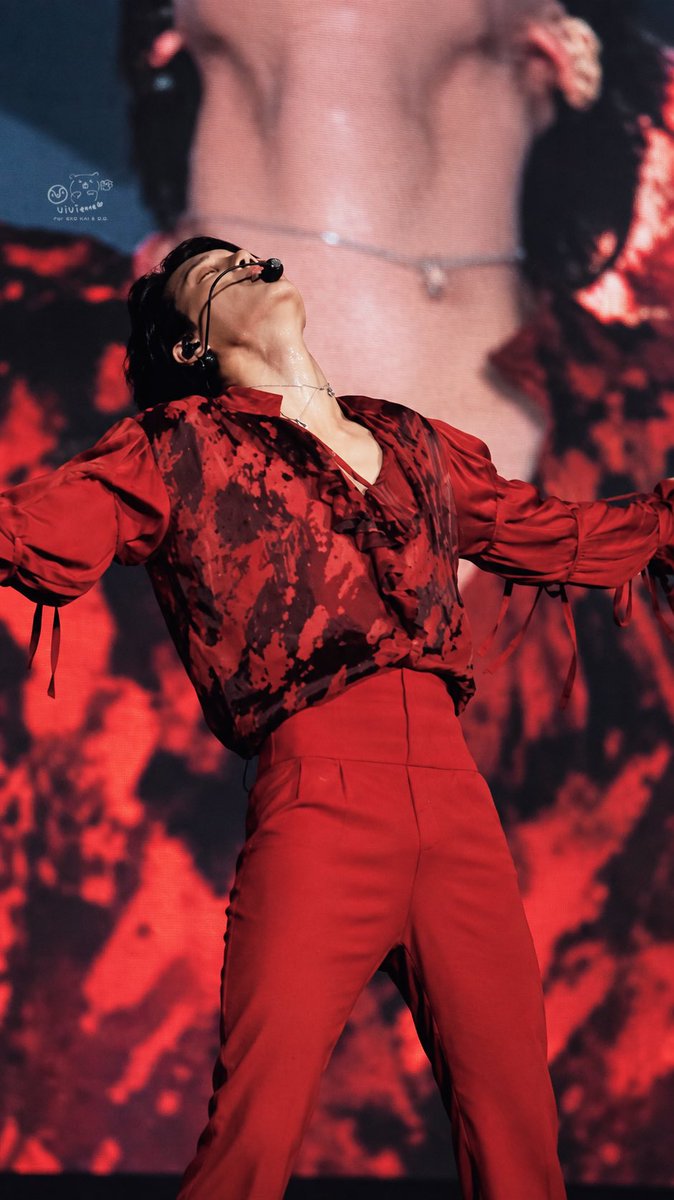 viviennezhou33's tweet photo. walk through the flames

#KAI #카이 #종인 #엑소카이 
#EXO #weareoneEXO https://t.co/6Sf3neTJOz