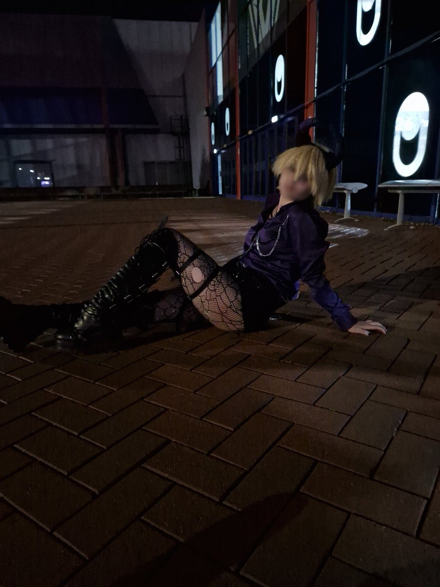 d0vble_bl4ck's tweet photo. Finally cosplayed Zanny :DD

This was supposed to be my outfit for the Vexpo afterparty but I didnt end up going to it cuz I heard it was kinda bad :/

#netherrizz #avallum #zandernetherbrand https://t.co/tDOqpB88Vs