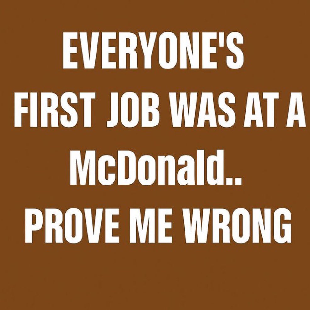 oelma__'s tweet photo. Is there anyone Who did NOT work at McDonalds? https://t.co/jxYTQHFT5p