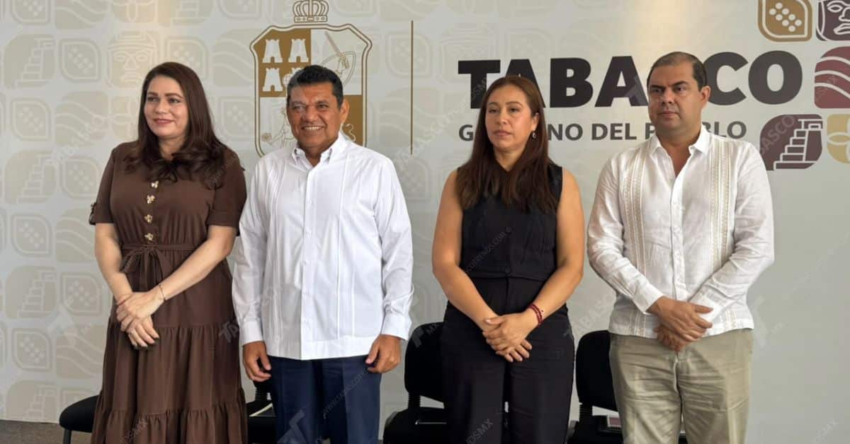 LaRevistaSteMx's tweet photo. 🏛️ Presenta Javier May balance estatal y alista la visita de @Claudiashein @GobiernoMX @TabascoJavier @Gobdetabasco @BuenGobiernoTAB
#ClaudiaSheinbaum #DesarrolloSocial #JavierMay #tabasco #Transparencia
https://t.co/M8myVbvReE https://t.co/h8Bc9cmbYQ