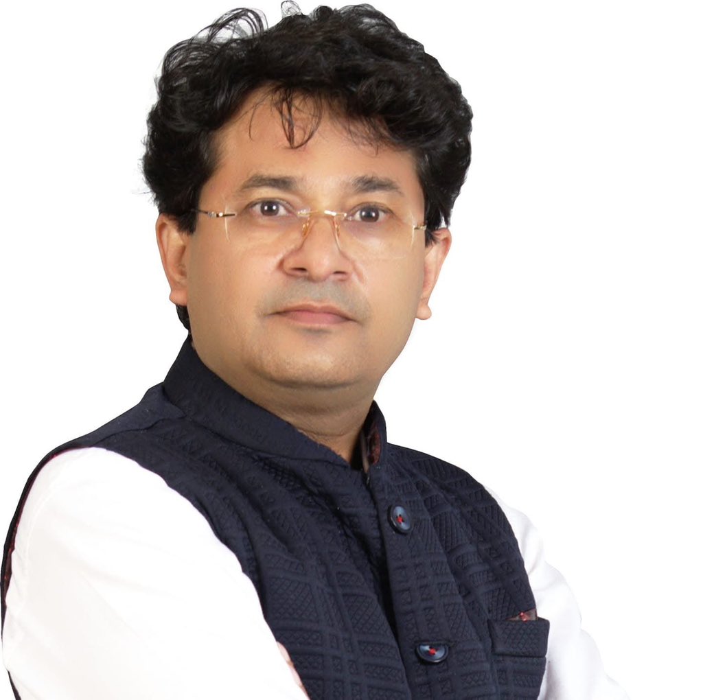 Rj1Danny's tweet photo. भाजपा प्रदेश अध्यक्ष श्री हेमंत खंडेलवाल जी की सहमति से श्री @ShivrajDabi जी को सोशल मीडिया प्रभारी बनने की हार्दिक हार्दिक शुभकामनाएं 🌷

@BJP4India 
@BJP4MP https://t.co/8uptbZVlWi
