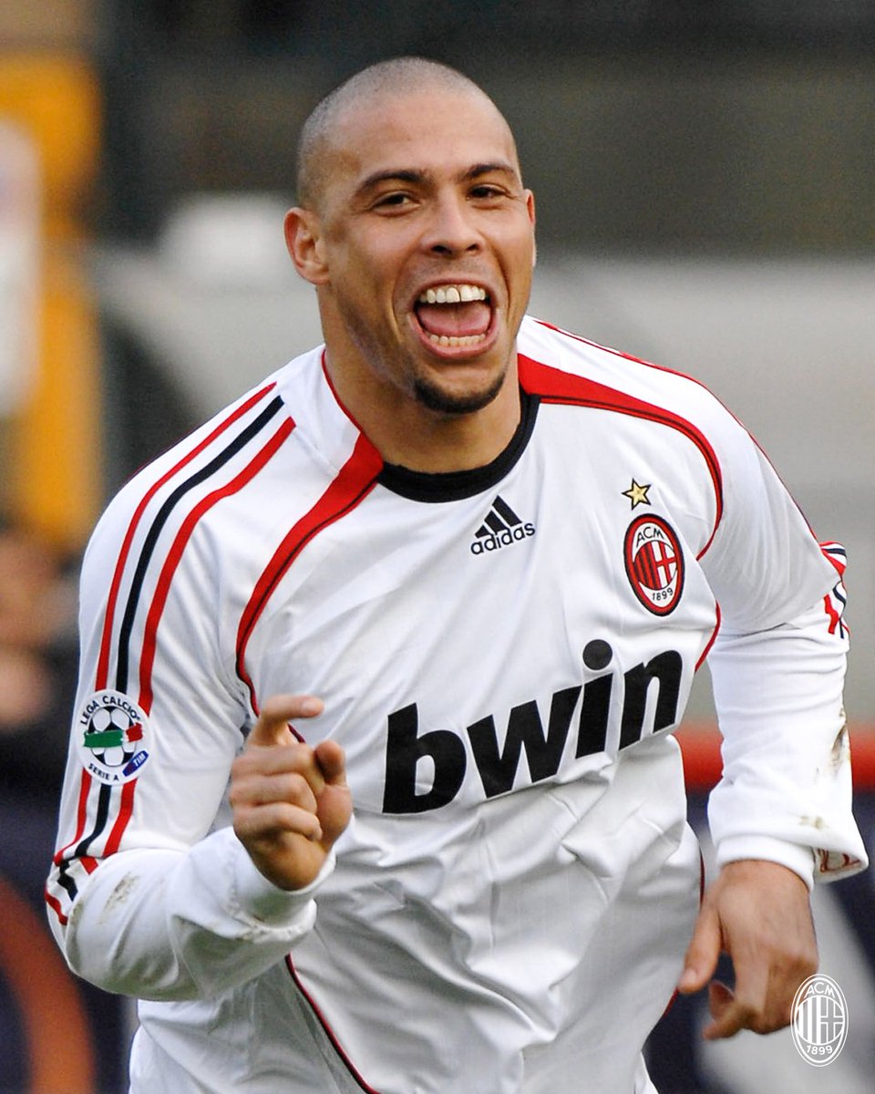 acmilan's tweet photo. Forever O Fenômeno 🎂🇧🇷 https://t.co/lPTo1F3736