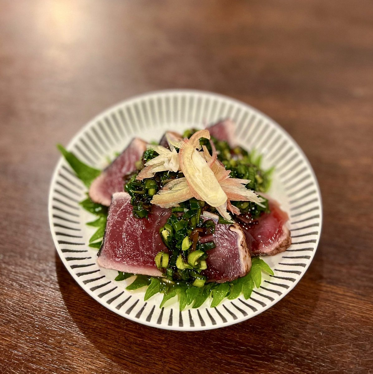 MathWood1's tweet photo. 空リプだろうけど、モンハンを冷笑してないし、「コラボへの異常な忖度が嫌い」の「異常」の基準が人それぞれだから至極当然とはいえない。
別にコラボしたら独創味が失われるわけでもないし"ユーザーの声"というより「自分が不満ならユーザーは不満を感じて当然である」という"押し付け"じゃないの？ https://t.co/weVrLfyoBA