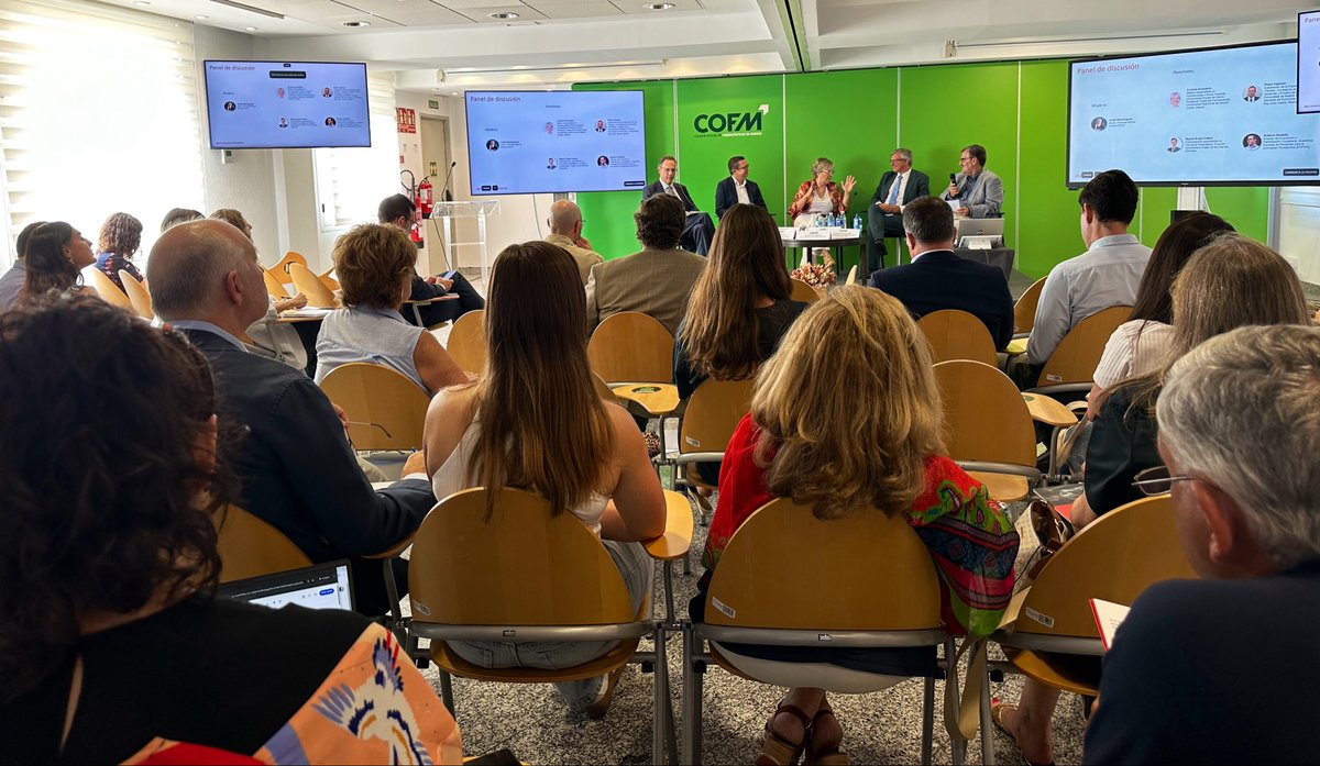 COFMadrid's tweet photo. La innovación en salud 💚va más allá de descubrir nuevos medicamentos. En la presentación del “Informe TIMER”, abordamos el valor de la evidencia científica real #RWE para conocer cómo la innovación transforma realmente la vida de las personas. Con el apoyo de @JNJInnovMed #AQVIA https://t.co/sPoZ6zI2VB