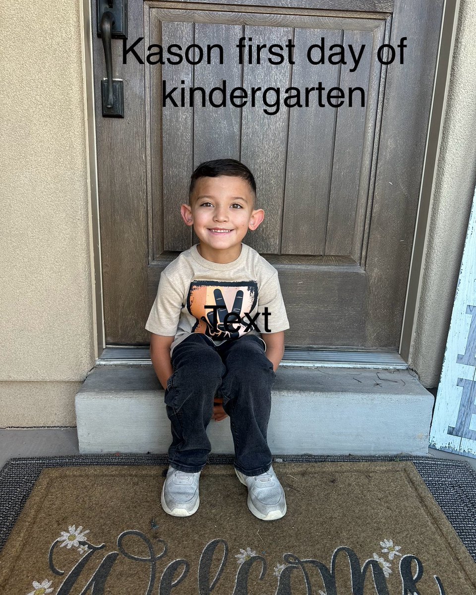 xdaniellecolgan's tweet photo. My baby started kindergarten and my oldest started second grade. Just like that, the baby years are behind me. My heart is bursting with pride and aching in ways I didn’t expect. Time, please slow down. https://t.co/frMN6JuZbt