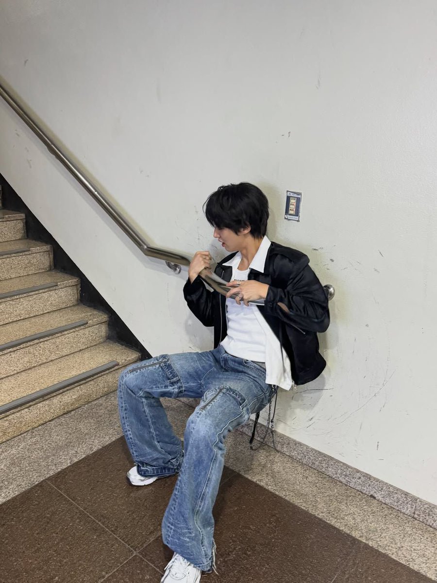 HongSeokEgypt's tweet photo. https://t.co/NY7C0XBjAX