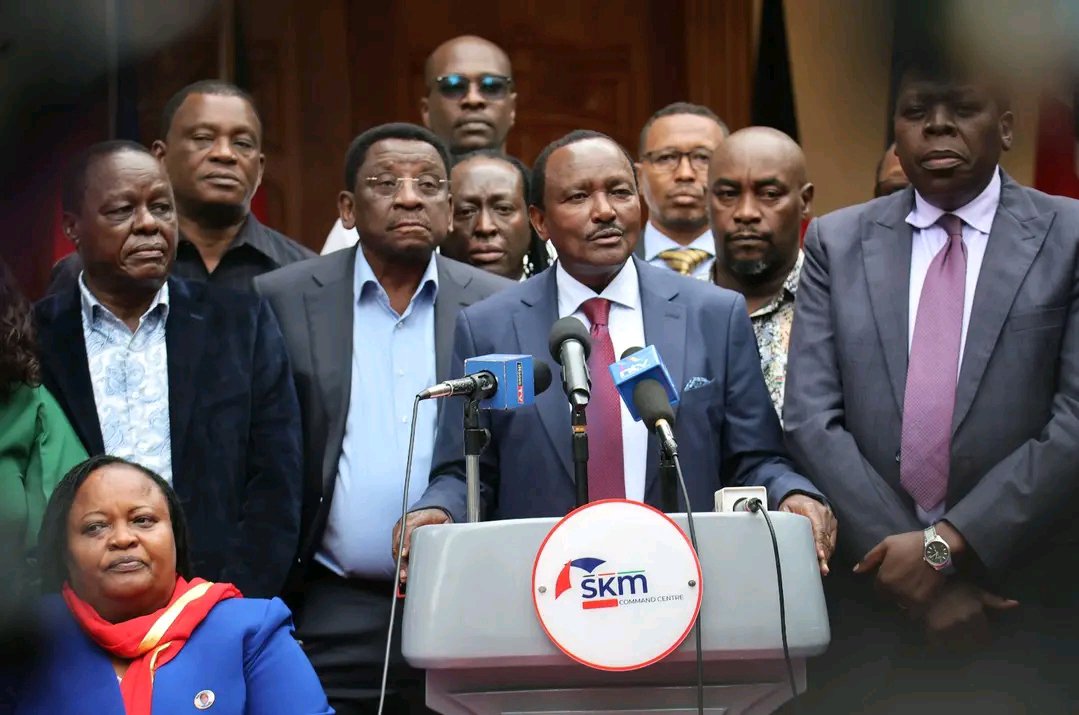 MaisoKenya's tweet photo. Babu owino moved on alone and registered Linda mwananchi Movement as his political party 

Later some Edwin sifuna bloggers hinted and Even Babu owino himself that he will Form ukombozi party, imagine later now after delays Kalonzo musyoka has moved on and changed or Renovated azimio la umoja to Ukombozi Alliance 

Why is Edwin sifuna making delays to form his political party