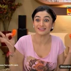 DurgaDeviRadha's tweet photo. Ess 4 ma se kon kiska pasand karta hai🍎🌹 https://t.co/OpiIuTrdC7