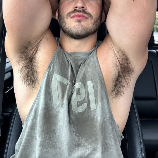 ProfesorBear's tweet photo. #Man4Man https://t.co/fyUAw9On7W