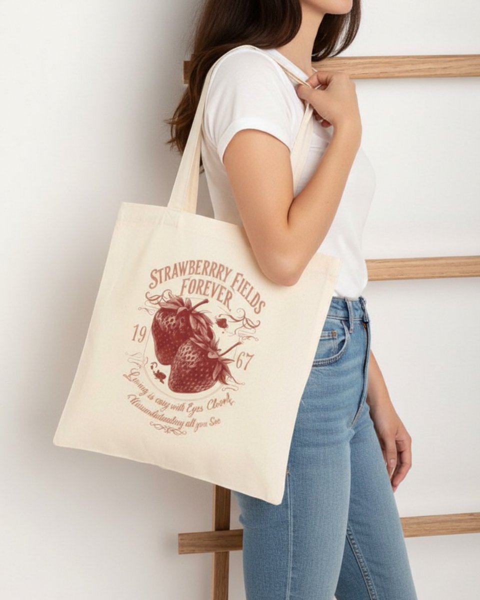 pinguim1310's tweet photo. Soft days, sweet moments, and vintage charm. Our Strawberry Fields tote is made for morning walks, coffee dates, market trips, and slow study days. A cozy everyday bag for girls who romanticize the little things. https://t.co/wOBOMFuep2