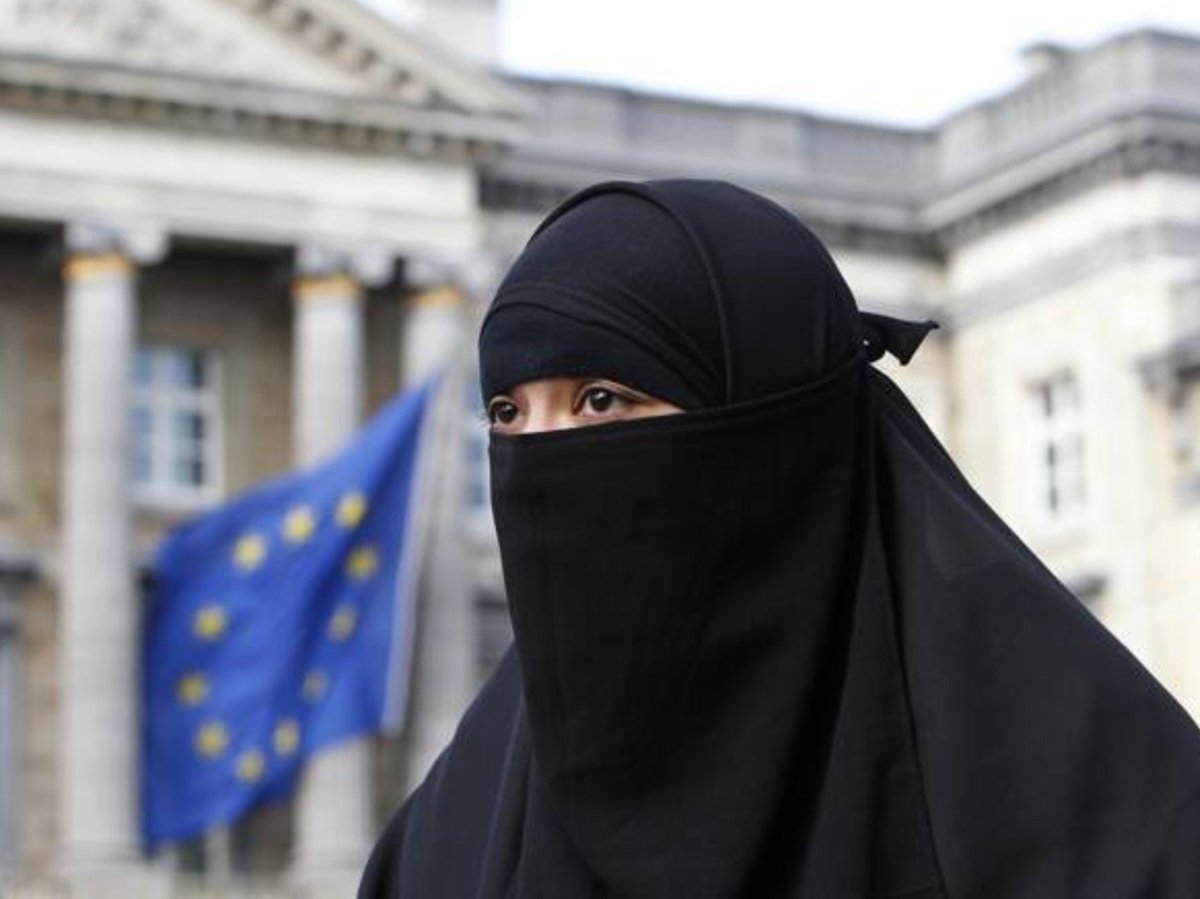 RadioGenoa's tweet photo. Muslim votes tipped the scales in favor of left-wing parties in elections in Great Britain, Sweden, and Berlin. Everything is proceeding according to plans established. It won't end well. https://t.co/c3K4do0GiQ
