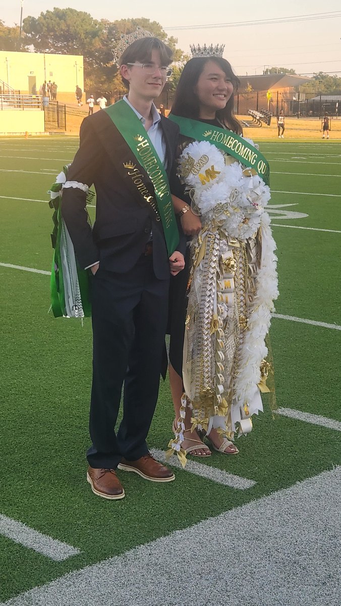 DanyelleG1985's tweet photo. HOMECOMING 2026 THAT'S A WRAP! 
What a Pep Rally! Wall to Wall with parents, students &amp; staff! The energy was wild! The Ramily definitely showed out this weekend! We love our Rams on the field and in the stands! 
Coordinating the chaos is one of my favorite things!

@bhsstem https://t.co/l1lHLIxQ4w